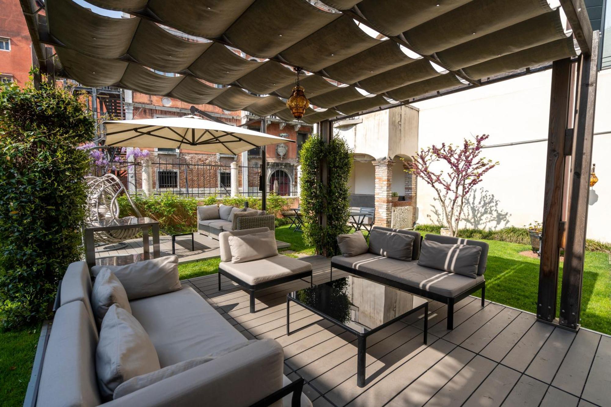 Palazzo Morosini Degli Spezieri - Lifestyle Apartments Veneza Exterior foto