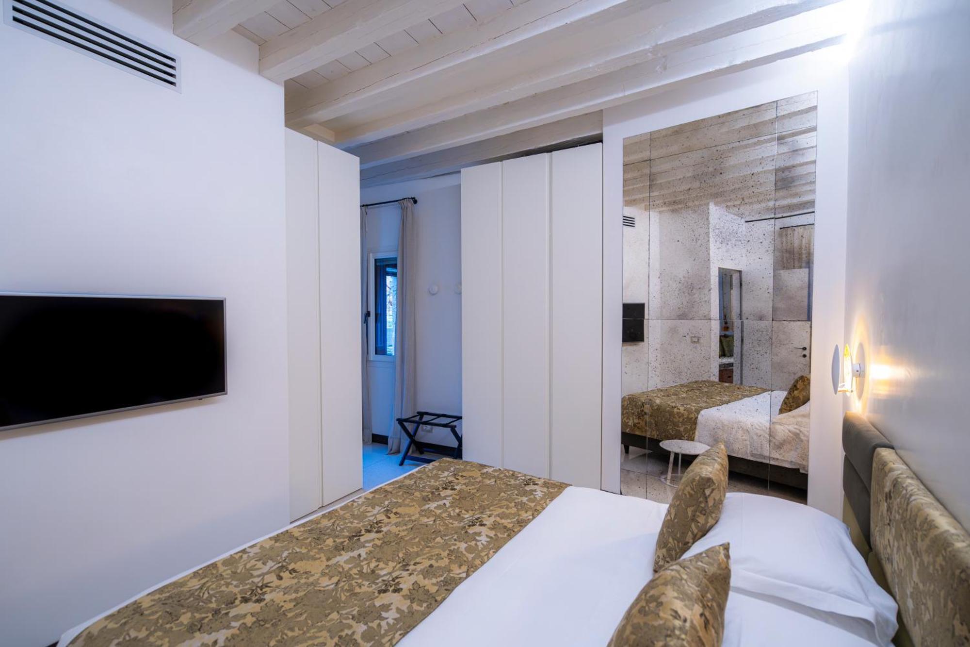 Palazzo Morosini Degli Spezieri - Lifestyle Apartments Veneza Exterior foto