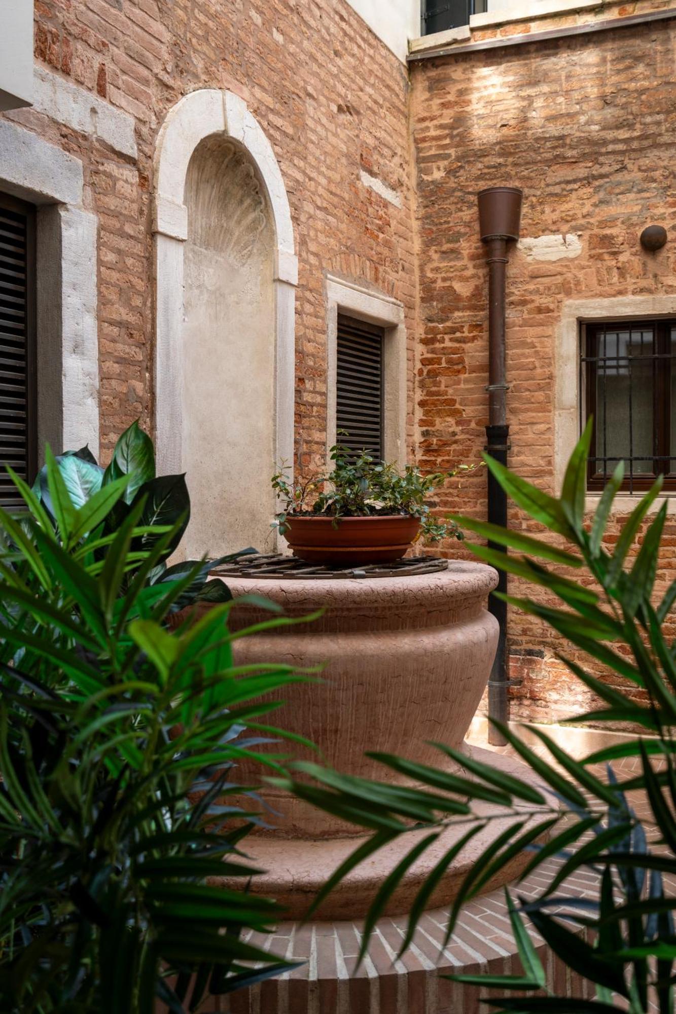 Palazzo Morosini Degli Spezieri - Lifestyle Apartments Veneza Quarto foto